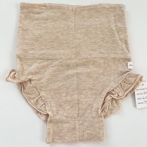 Loulou Lollipop Beige Ruffle Bummies